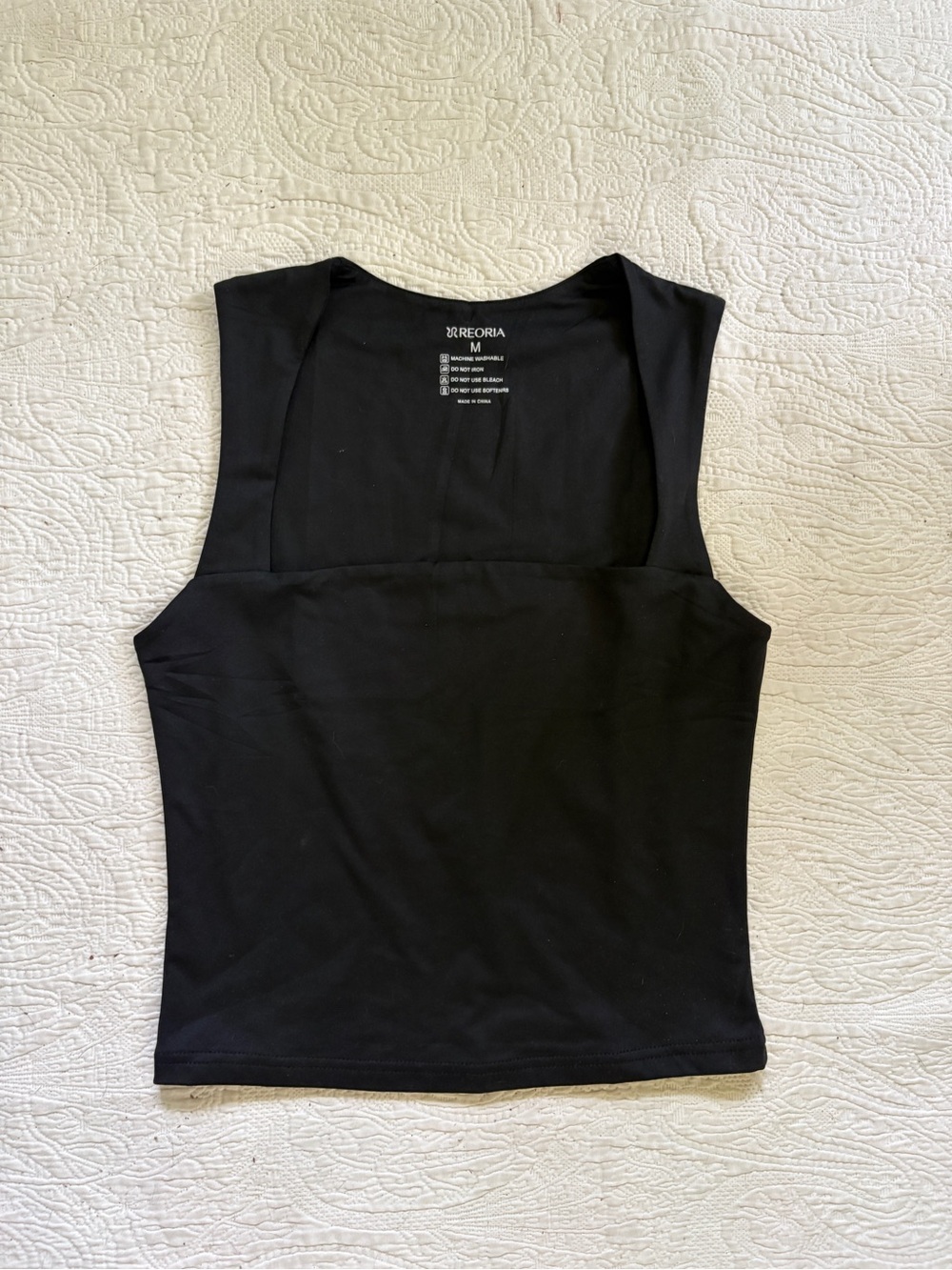 Women’s Reoria Sleeveless Square-Neck Black Tank Top- size medium